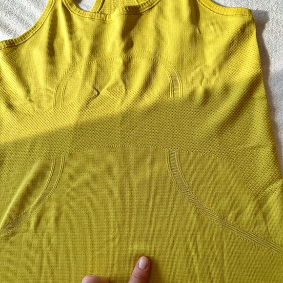 Lululemon Swift Tank - Picture 4 of 5
